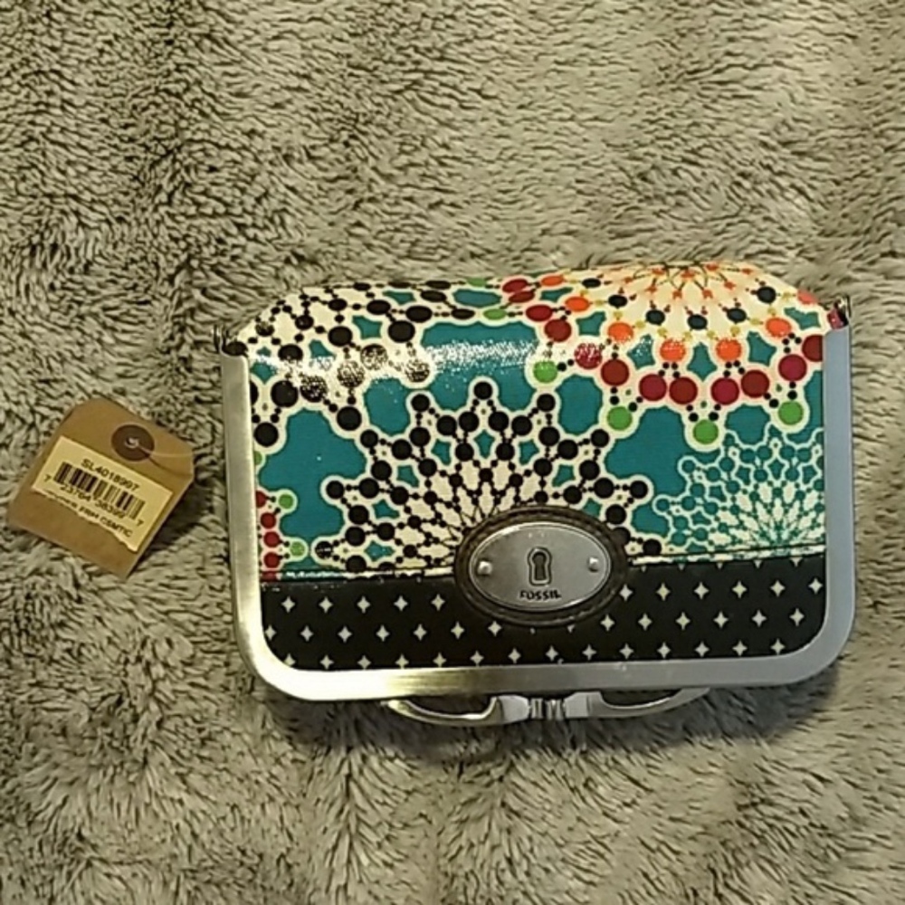 NWT Fossil Key-Per Case With Mirror
